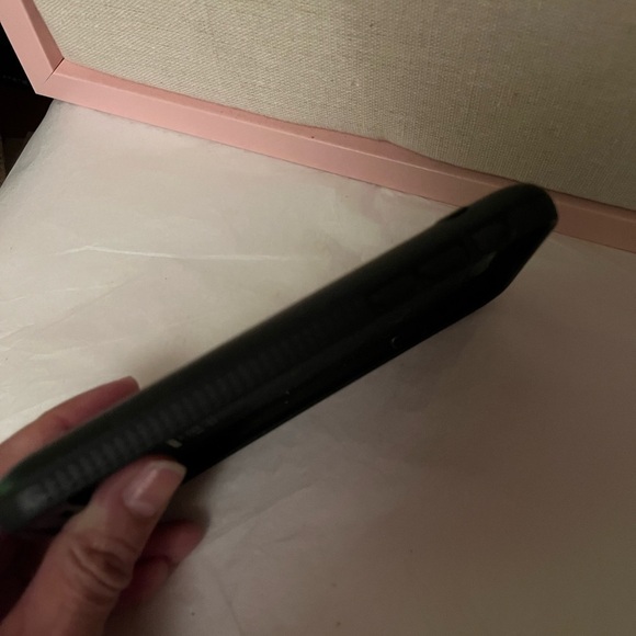 Moschino battery charging case for iPhone 6s - Picture 5 of 7